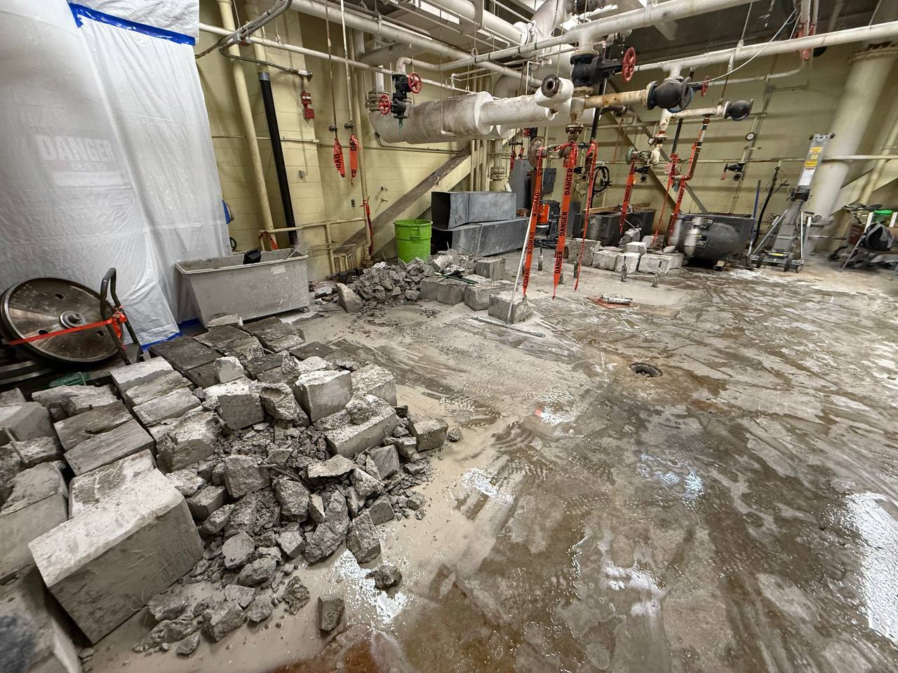 concrete cutting toronto.jpeg